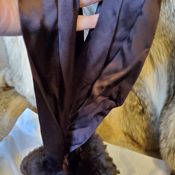 NWT WOMENS FUR PURSE BY FUNKY EAST BROWN - Picture 4 of 6